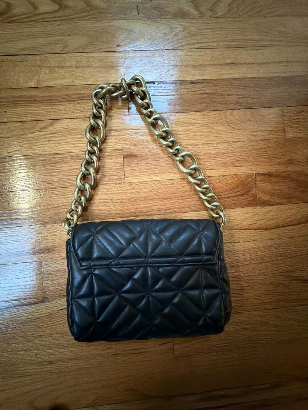 Zara Quilted Black Shoulder Bag with Gold Chain - Picture 3 of 3